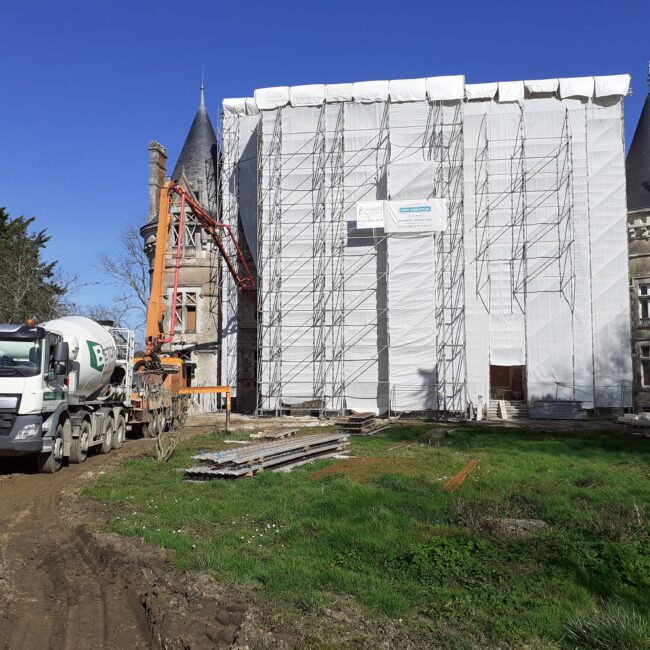 Chantier château béton - BETONIC