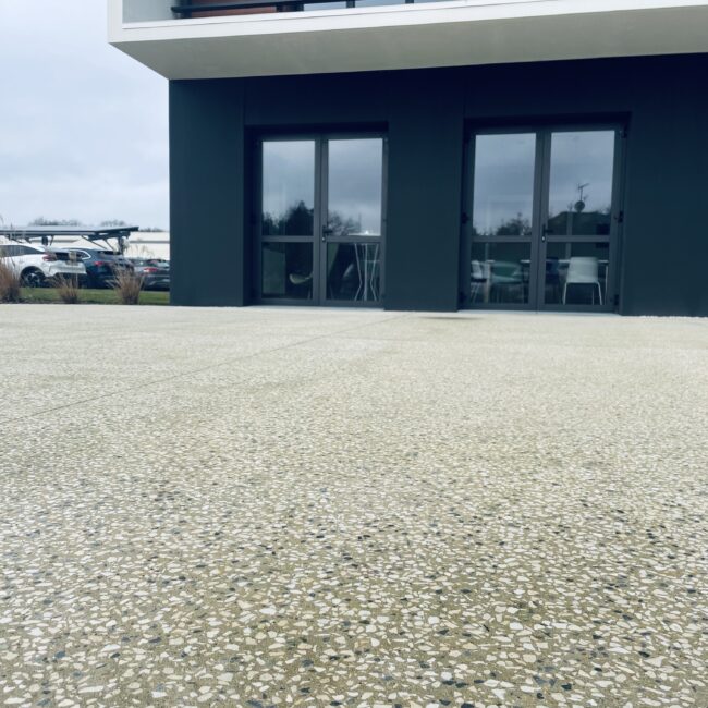 Béton bouchardé - BETONIC